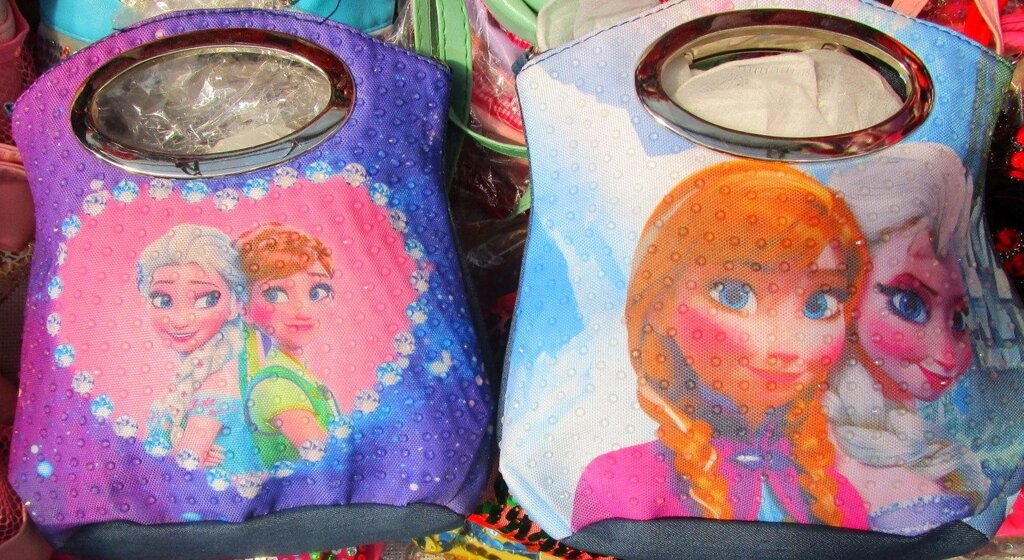 Детская сумочка "холодное сердце" в ассортименте от компании Интернет магазин детских игрушек Ny-pogodi. by - фото 1