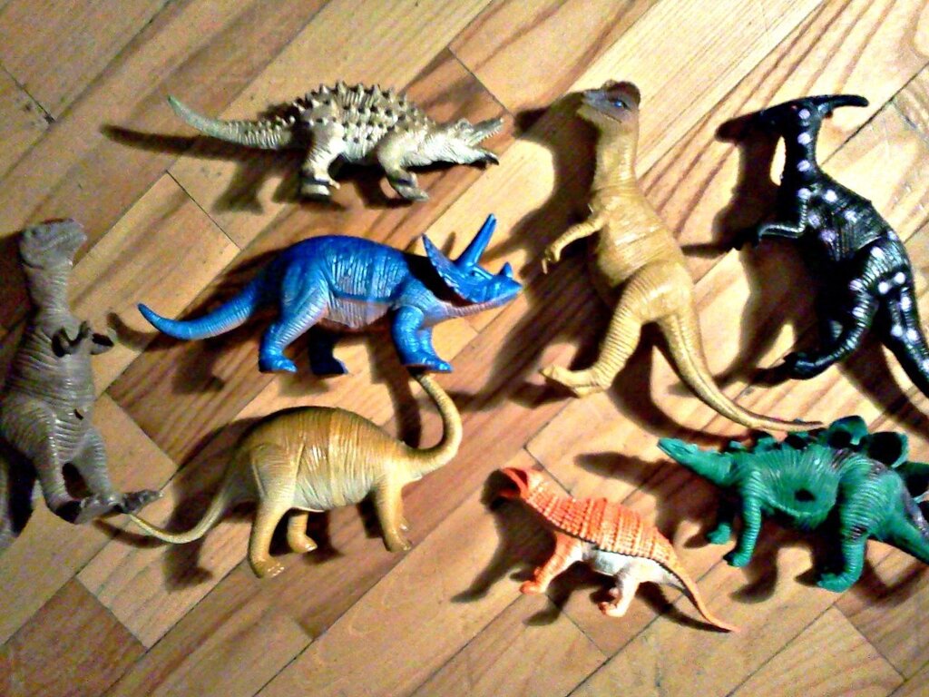 Детские игровые фигурки  динозавров (в  ассортим  за 1 штуку) от компании Интернет магазин детских игрушек Ny-pogodi. by - фото 1