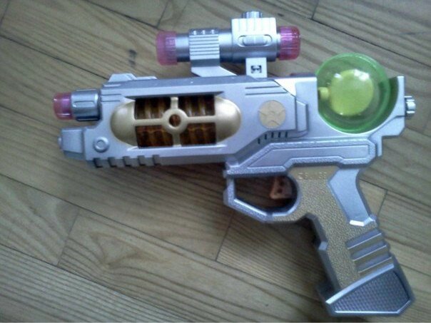 Детский космический пистолет на батарейках со светом и звуком от компании Интернет магазин детских игрушек Ny-pogodi. by - фото 1