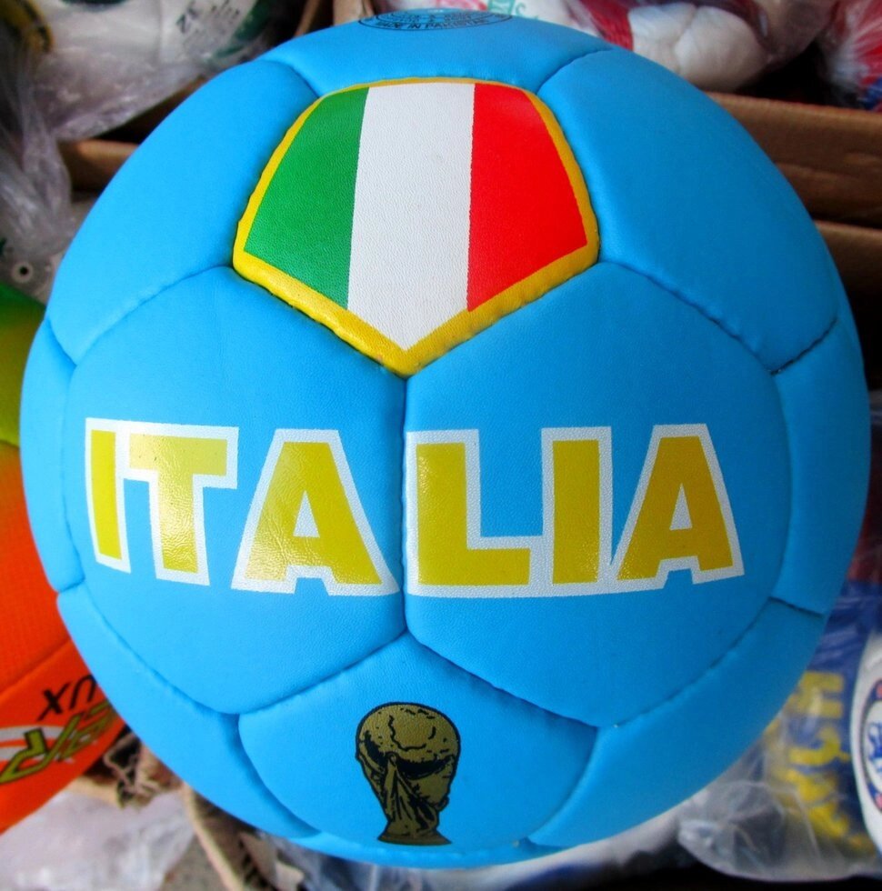 Футбольный мяч ITALIA от компании Интернет магазин детских игрушек Ny-pogodi. by - фото 1