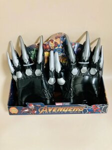 Игровой набор "Черная пантера" перчатки с когтями (Black Panther) 0445