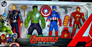 Игровой набор Мстителей 4 героя (Тор, Халк, Капитан Америка, Железный Человек) + щит капитана америка
