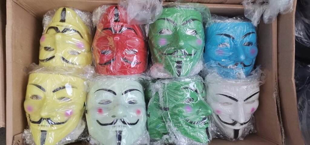 Карнавальная маска "Анонимус" Гая фокса разные цвета игра в кальмара от компании Интернет магазин детских игрушек Ny-pogodi. by - фото 1