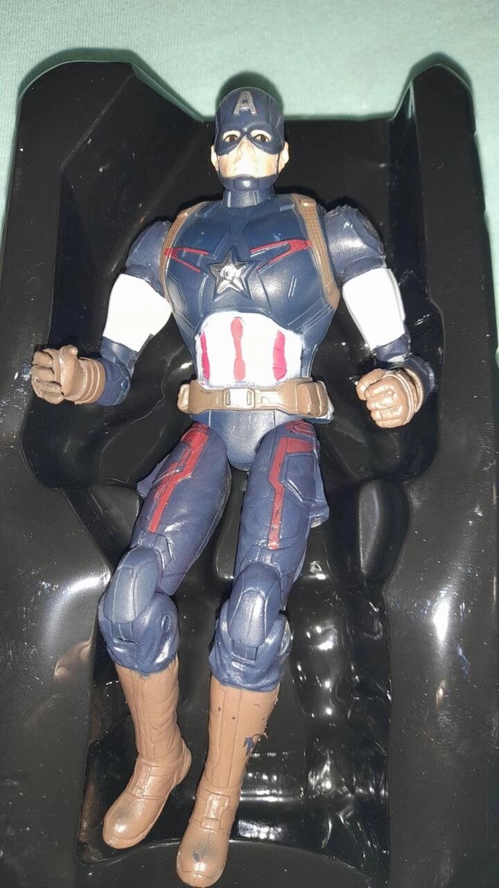 Коллекционная фигурка Мстители : Капитан Америка Captain America со щитом свет 17 см 8065A от компании Интернет магазин детских игрушек Ny-pogodi. by - фото 1