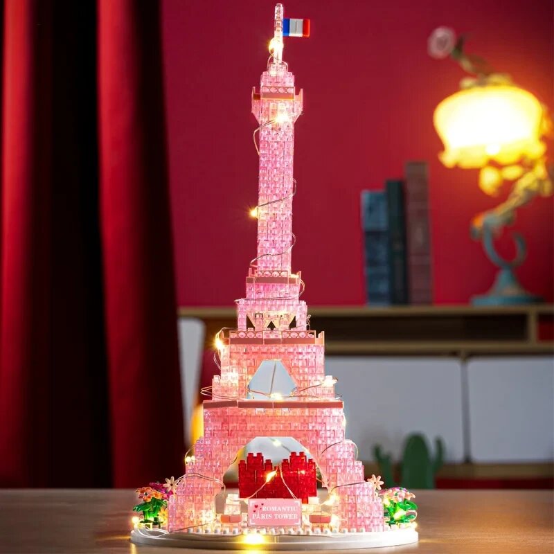 Конструктор P1025 " Эйфелевая башня " с Led подсветкой 1314 деталей от компании Интернет магазин детских игрушек Ny-pogodi. by - фото 1