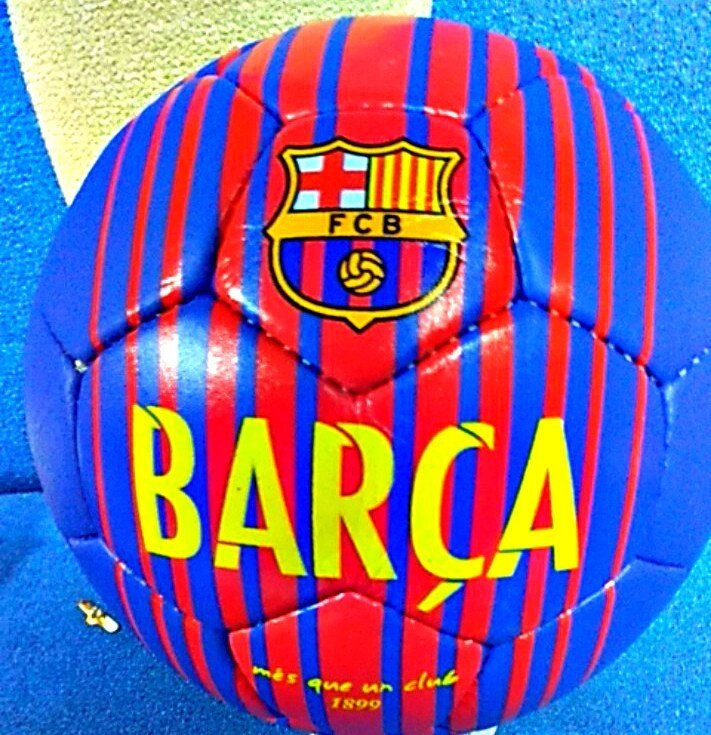 Мяч футбольный кожаный  детский фк  барселона  fc barcelona от компании Интернет магазин детских игрушек Ny-pogodi. by - фото 1