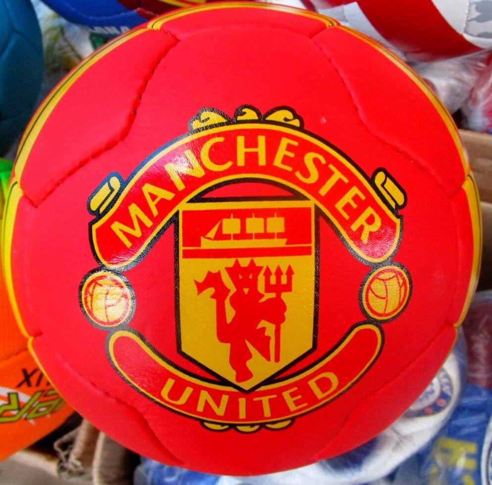 Мяч футбольный тренировочный  Manchester United  №5 от компании Интернет магазин детских игрушек Ny-pogodi. by - фото 1