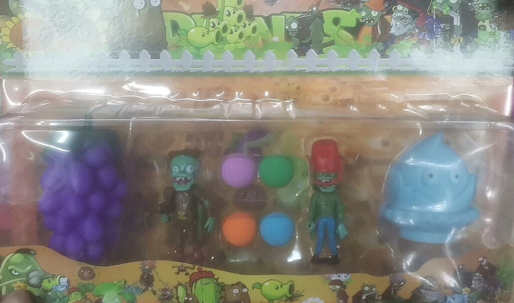 Набор игровой Зомби против растений, 4 героя от компании Интернет магазин детских игрушек Ny-pogodi. by - фото 1
