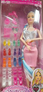 Набор кукла шарнирная Барби Barbie с аксессуарами обувью