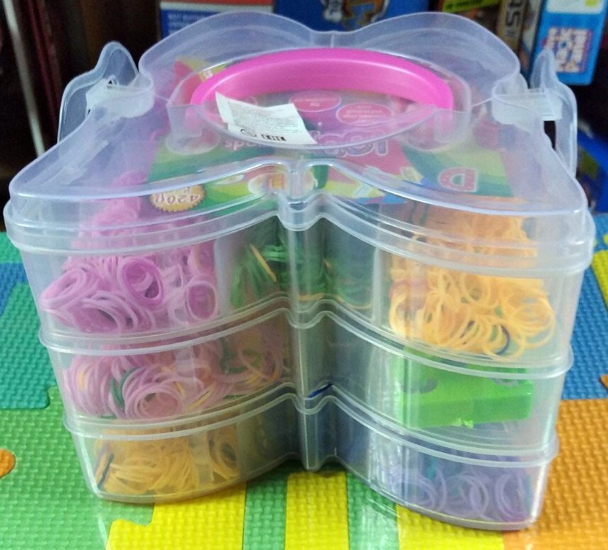 Набор резинок бабочка rainbow loom для плетения браслетов 4200 резинок от компании Интернет магазин детских игрушек Ny-pogodi. by - фото 1
