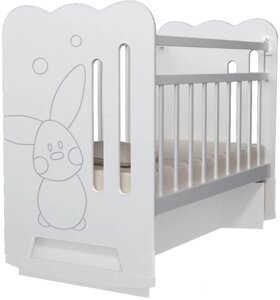 Классическая детская кроватка VDK Sweet Rabbit колесо-качалка с маятником белый