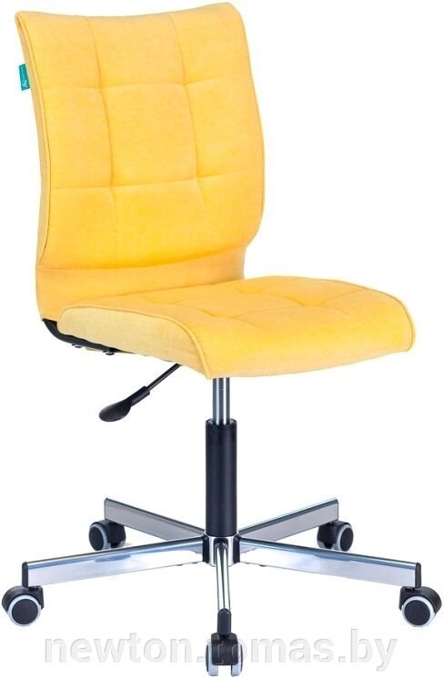 Офисный стул Бюрократ CH-330M/VELV74 желтый от компании Интернет-магазин Newton - фото 1