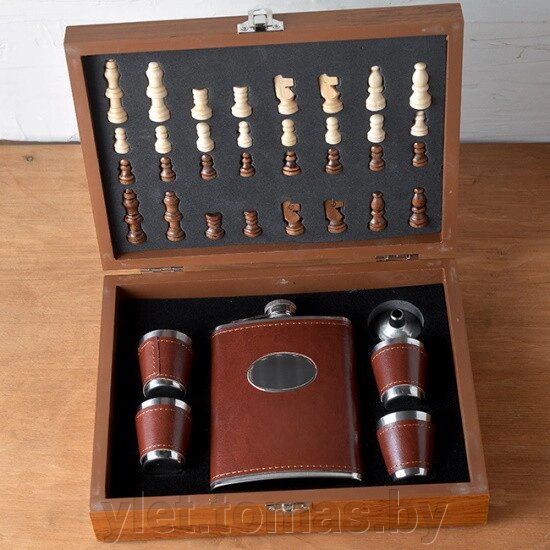 Набор с фляжкой, стопками и шахматами 1819 от компании Интернет-магазин Ylet - фото 1