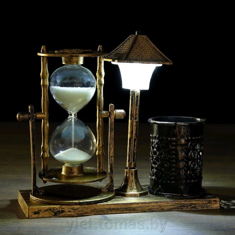 Песочные часы с карандашницей и подсветкой Уличный фонарик от компании Интернет-магазин Ylet - фото 1