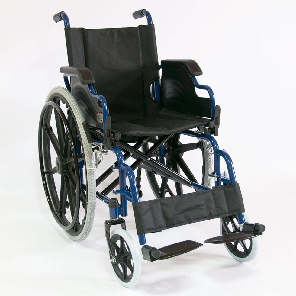 Кресло-коляска инвалидная Оптим FS909B с колесами магнум от компании Интернет-магазин «UNICITY. BY» - фото 1
