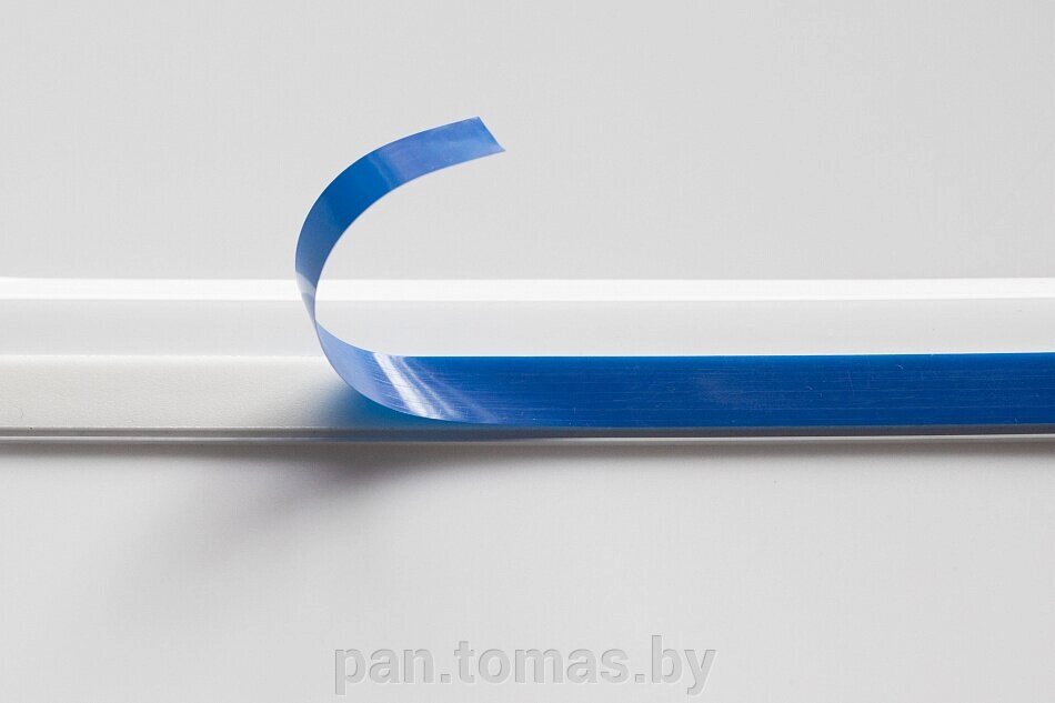 Нащельник пластиковый (ПВХ) самоклеящийся Текопласт белый 50 мм от компании Торговые линии - фото 1