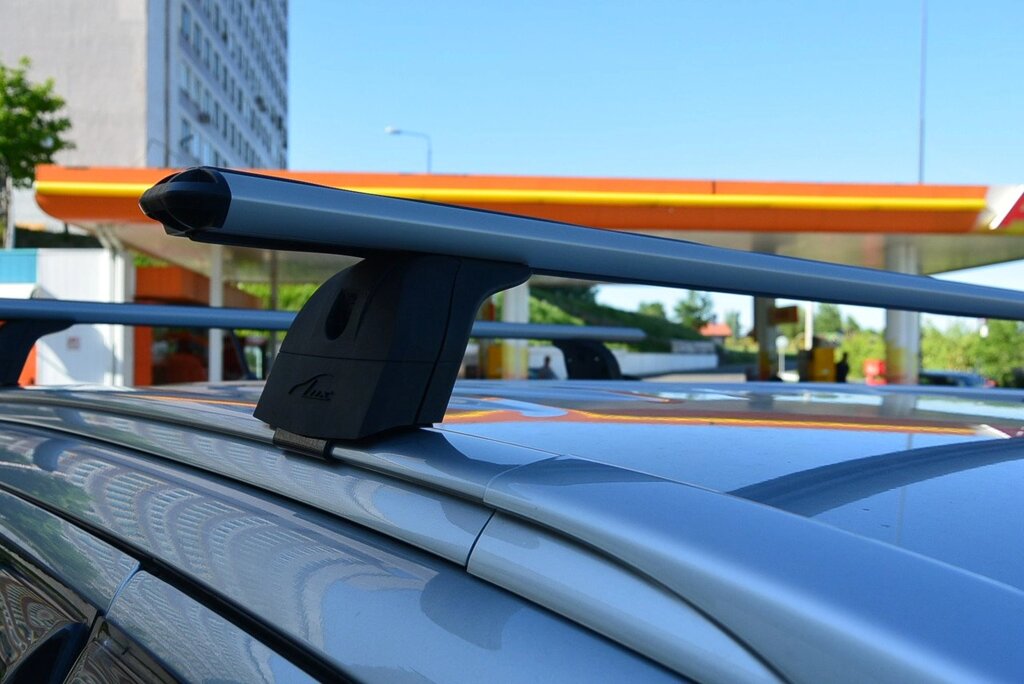 Багажник LUX для Mitsubishi Outlander 2012-…, на интегрированные рейлинги  (аэродинамическая дуга) от компании ООО «ПЛАРК ТРЭЙД» - фото 1