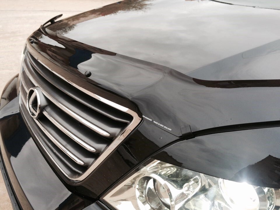 Дефлектор капота - мухобойка, Chevrolet Tahoe 2007–2014, VIP TUNING от компании ООО «ПЛАРК ТРЭЙД» - фото 1