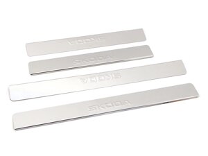 Накладки на пороги HYUNDAI iх35 2013 штампованные нержавеющая сталь,"Ладья"