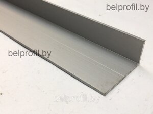 Угол анодированный 40х20х2 (3,0 м), цвет серебро