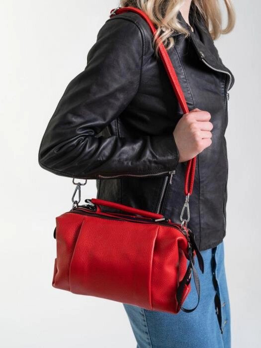 Cумка женская красная через плечо сумочка маленькая кожаная из экокожи дамская повседневная мягкая от компании 2255 by - онлайн гипермаркет - фото 1