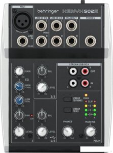 Микшерный пульт Behringer Xenyx 502S