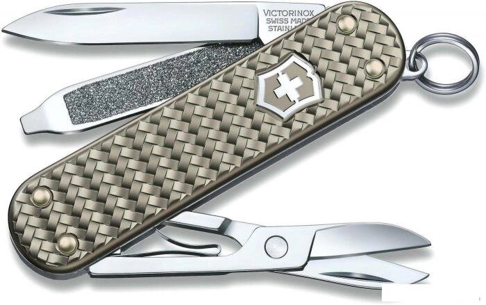 Нож-брелок Victorinox Classic Precious Alox 0.6221.4031G (серый) от компании 2255 by - онлайн гипермаркет - фото 1