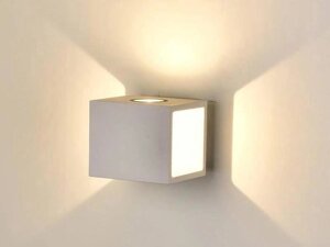Светодиодный настенный накладной светильник DesignLed LW-A0100A-WH-WW белый