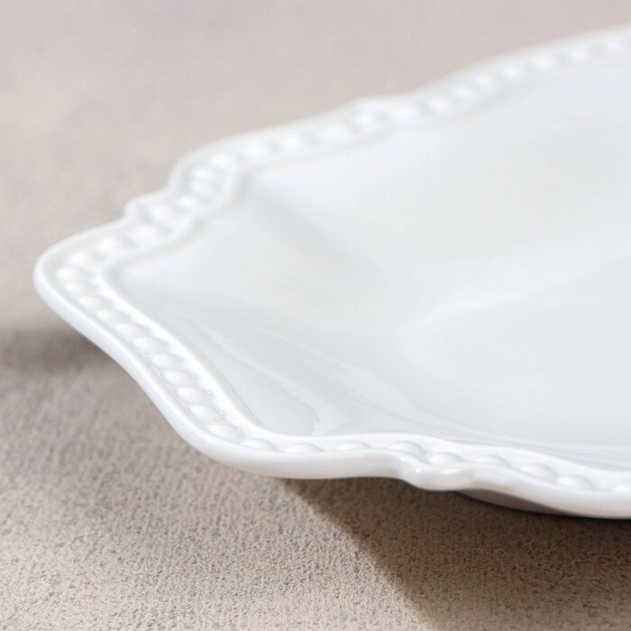 Блюдо фарфоровое овальное Magistro "Сюита", 35,523,5 см, цвет белый от компании Интернет-гипермаркет «MOLL» - фото 1