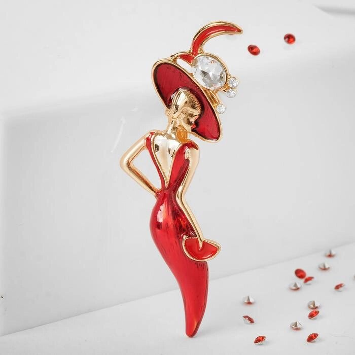 Брошь "Леди" в шляпке, цвет красный в золоте от компании Интернет-гипермаркет «MOLL» - фото 1