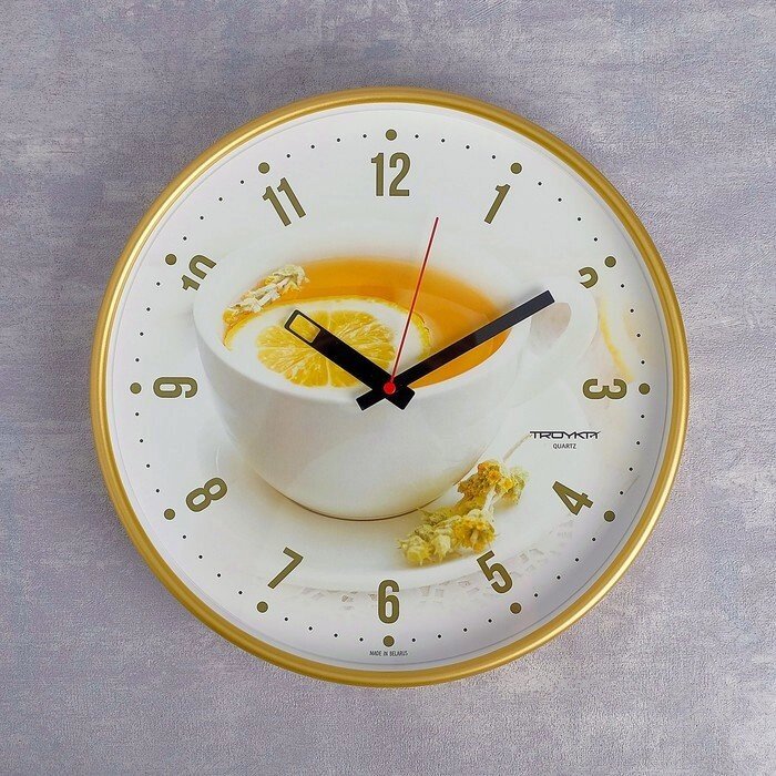 Часы настенные круглые "Чай с лимоном", золотистый обод, 30х30 см  микс от компании Интернет-гипермаркет «MOLL» - фото 1