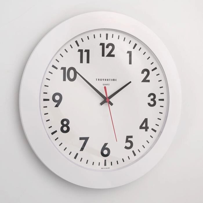 Часы настенные круглые "Ритм времени", d=30,5 см, белые от компании Интернет-гипермаркет «MOLL» - фото 1