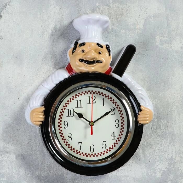 Часы настенные, серия: Кухня, "Повар со сковородой", 26.5х20см от компании Интернет-гипермаркет «MOLL» - фото 1