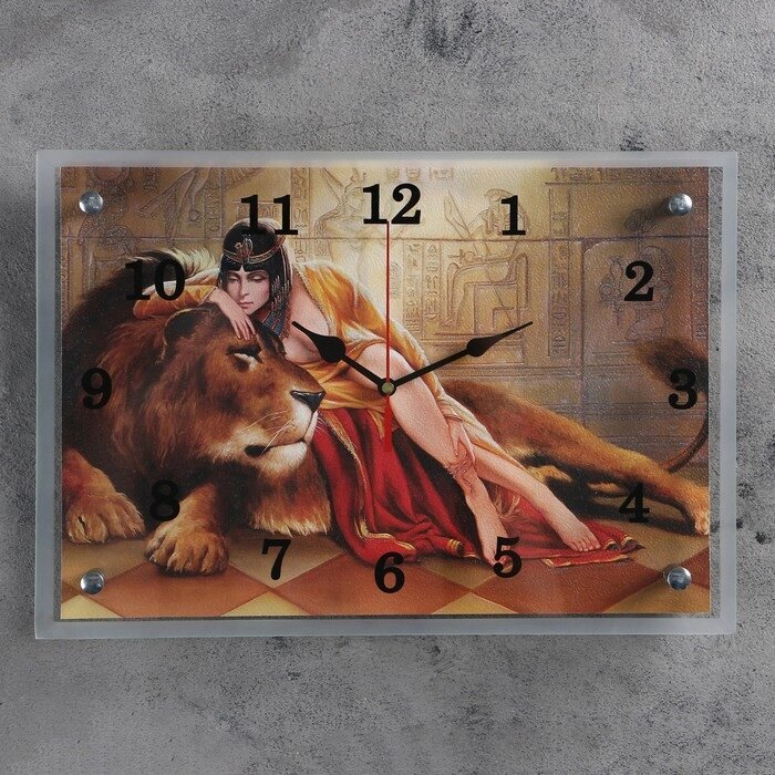 Часы настенные, серия: Животный мир, "Царица со львом", 25х35  см, микс от компании Интернет-гипермаркет «MOLL» - фото 1