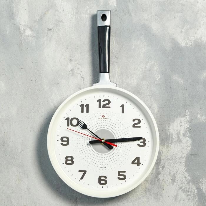 Часы настенные "Сковорода" 25х43 см, корпус серый с белым, ручка черная , плавный ход от компании Интернет-гипермаркет «MOLL» - фото 1