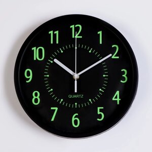 Часы настенные "Зеленый глаз", флуоресцентные, дискретный ход, 1АА, 30 х 30 см