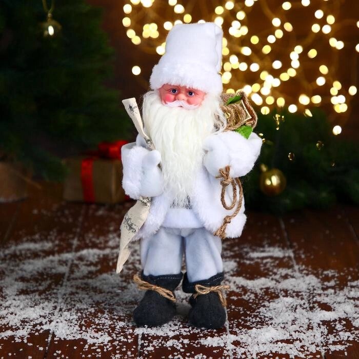 Дед мороз в белом полушубке с мешком, двигается, без музыки от компании Интернет-гипермаркет «MOLL» - фото 1