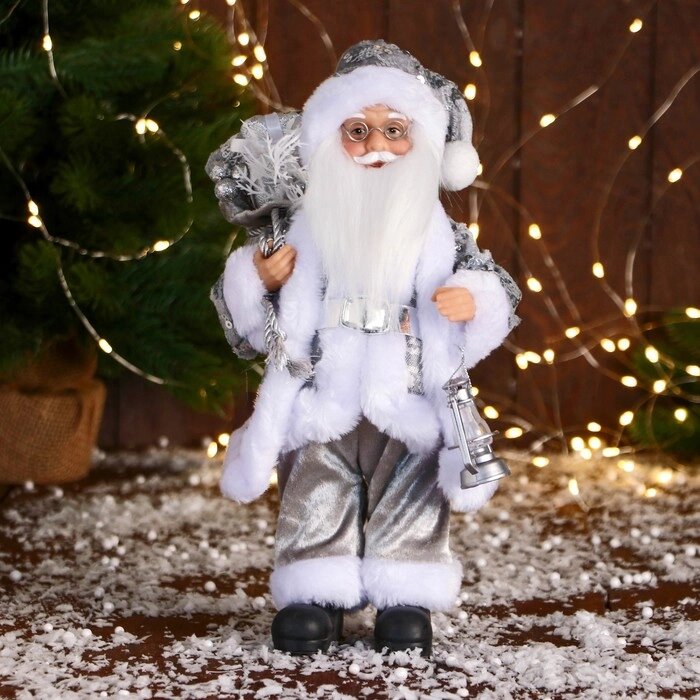 Дед Мороз "В костюме с пайетками и с фонарём" 30 см, серебро от компании Интернет-гипермаркет «MOLL» - фото 1