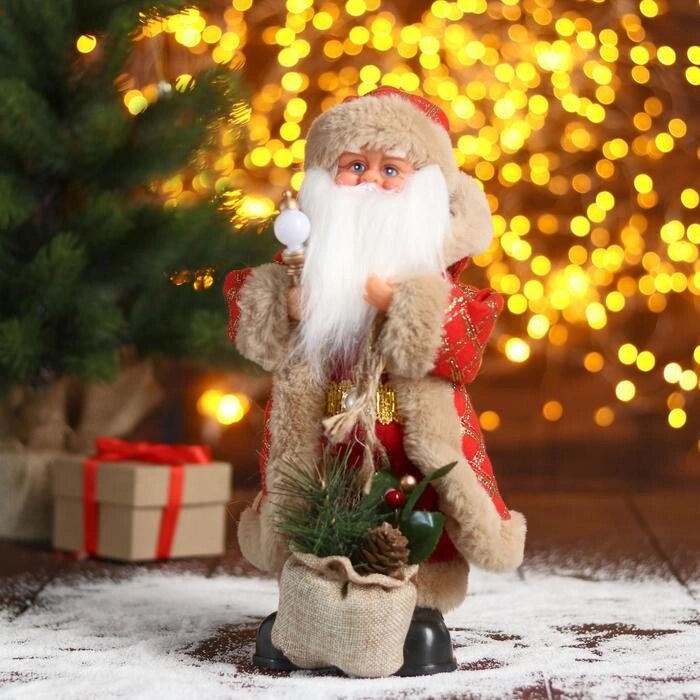 Дед Мороз "В красной шубке в клетку с подарками" 18х30 см от компании Интернет-гипермаркет «MOLL» - фото 1