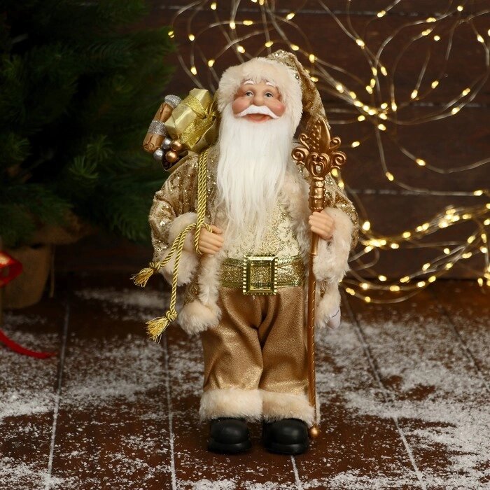 Дед Мороз "В золотой шубе, с ремешком, с посохом и подарками" 16х30 см от компании Интернет-гипермаркет «MOLL» - фото 1