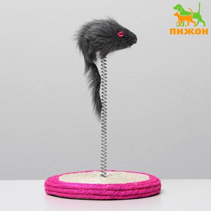 Дразнилка для кошек "Мышь на сизалевой подставке", 15 х 23 см, микс цветов от компании Интернет-гипермаркет «MOLL» - фото 1
