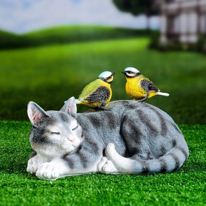 Фигура "Кошка лежащая с птичками" 17х27х17см от компании Интернет-гипермаркет «MOLL» - фото 1
