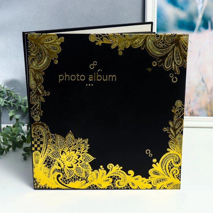 Фотоальбом магнитный 20 листов "Золотые графичные цветы на чёрном" в коробке 34х4х33 см от компании Интернет-гипермаркет «MOLL» - фото 1