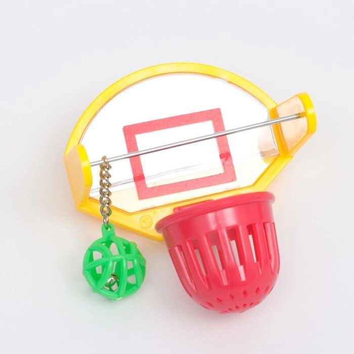 Игрушка для птиц "Баскетбольное кольцо", 9.5 х 11 х 6 см (мяч 2,5 см, корзина 4,6 см) от компании Интернет-гипермаркет «MOLL» - фото 1