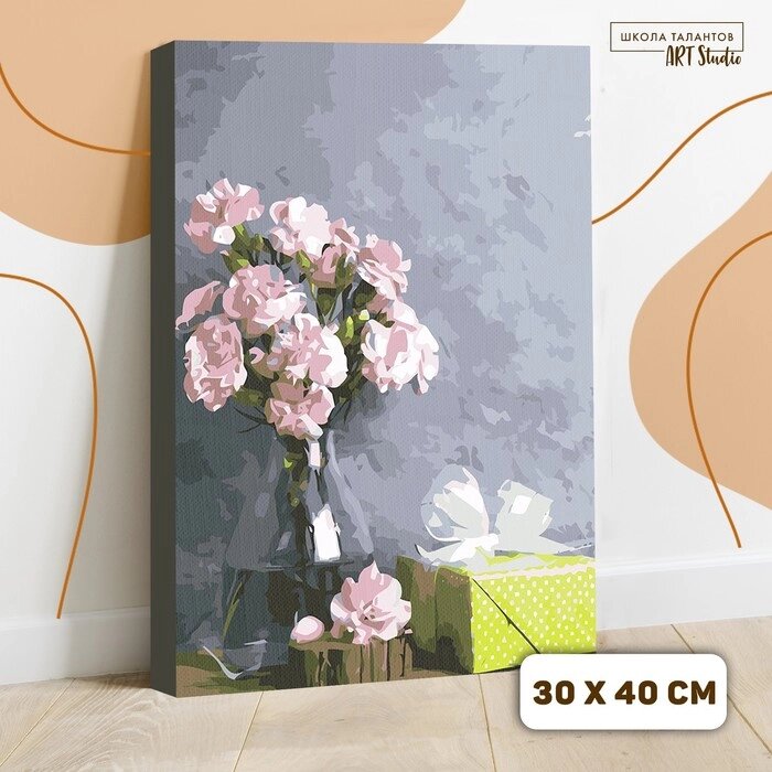 Картина по номерам на холсте с подрамником "Розовые цветы и подарок", 40х30 см от компании Интернет-гипермаркет «MOLL» - фото 1