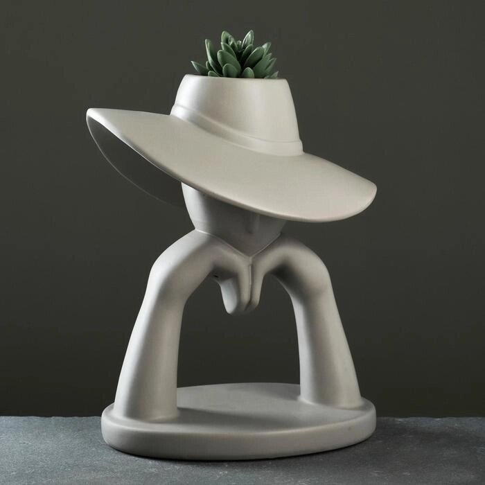 Кашпо керамическое "Дама в шляпе" серое 28*23см от компании Интернет-гипермаркет «MOLL» - фото 1