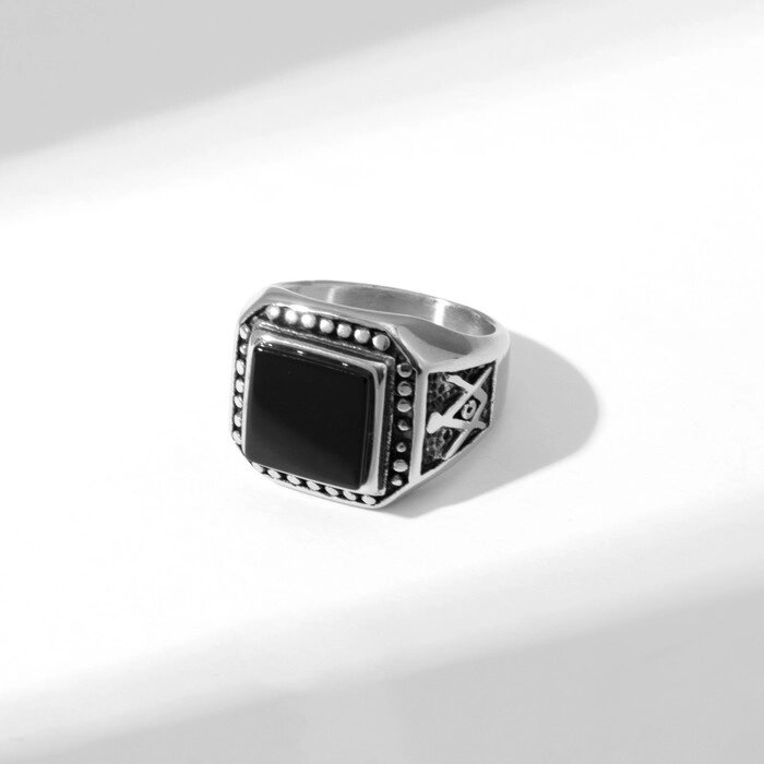 Кольцо мужское "Перстень" линии, цвет чёрный в серебре, 20 размер от компании Интернет-гипермаркет «MOLL» - фото 1