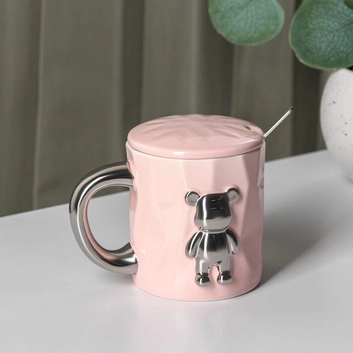 Кружка "Стильный мишка " 350 мл 12х8,5х9 см , розовый с ложкой от компании Интернет-гипермаркет «MOLL» - фото 1