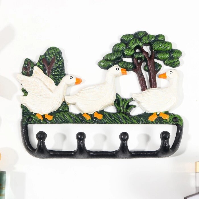 Крючки декоративные чугун "Три белых гуся" цветные 20х3х24 см от компании Интернет-гипермаркет «MOLL» - фото 1