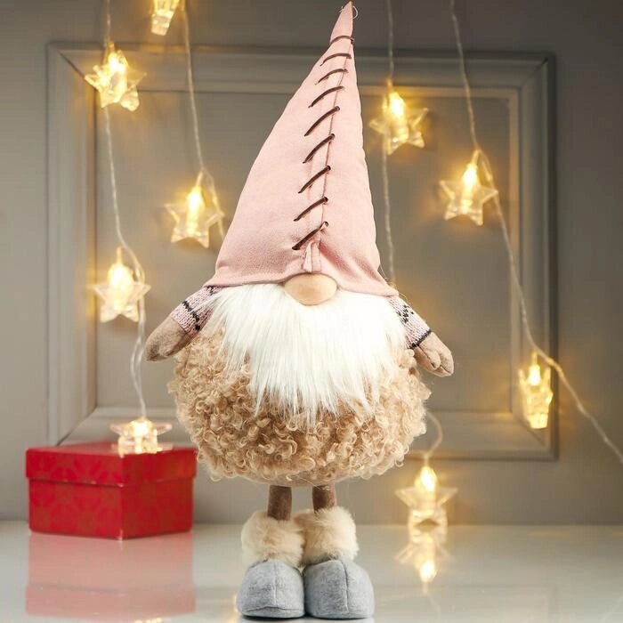 Кукла интерьерная "Дедушка в меховой шубе и розовом колпаке" 48х16х21 см от компании Интернет-гипермаркет «MOLL» - фото 1